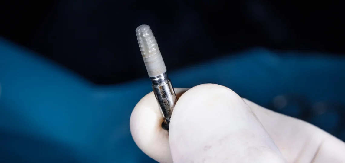 Implant zębowy śruba